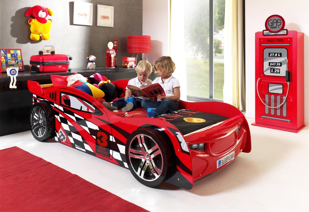 Voiture enfant rouge